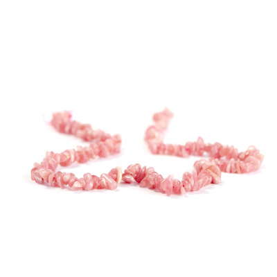 Měsíční kámen, úlomky s dírkou, šňůra 80 cm