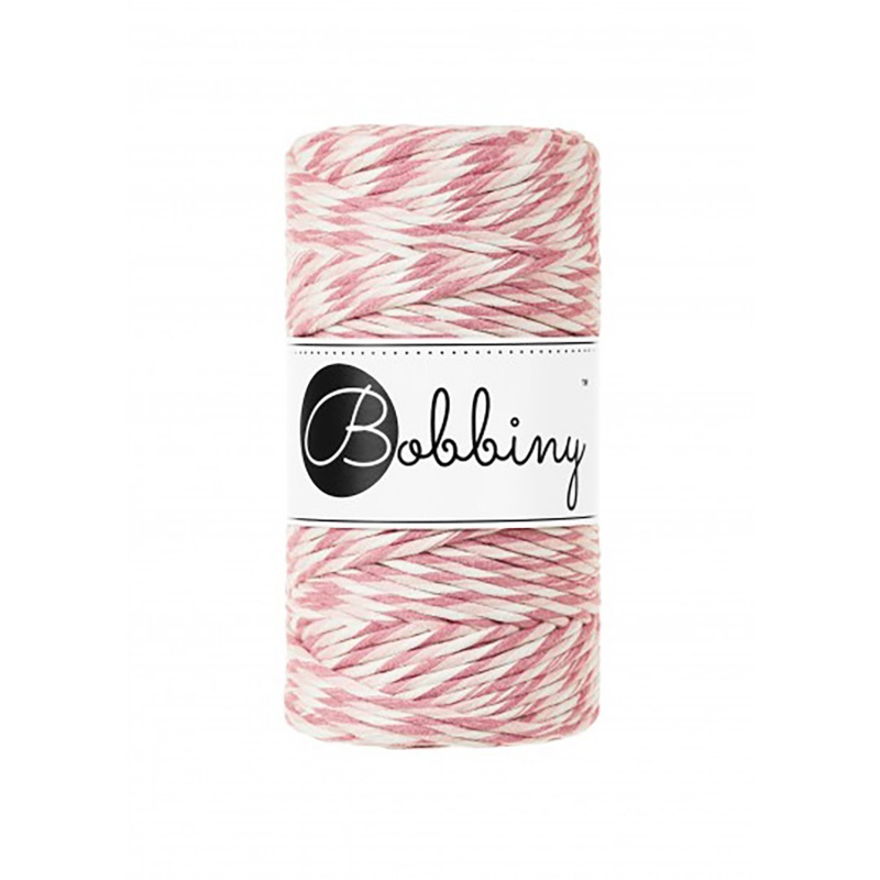 Macramé pletená šňůra značky Bobbiny je vysoce kvalitní bavlněná příze vhodná pro tvorbu macramé dekorací, pletení a hačkování kabelek, koší