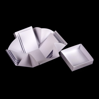 Základ na expolding box, PLUS bílý, 9 x 9 cm