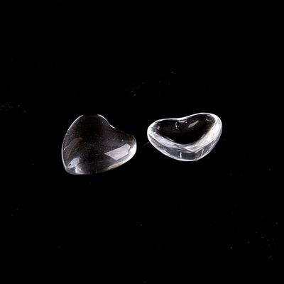 Skleněný kabošon srdíčko 8 x 8 mm
