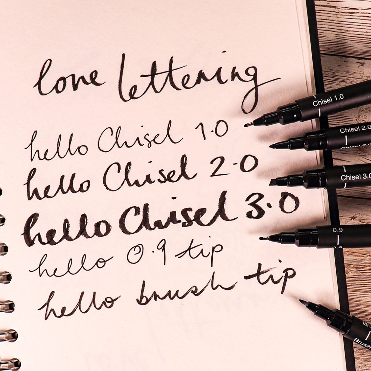 Sada 5 fixů UNI PIN pro kreslení nápisů Love Lettering